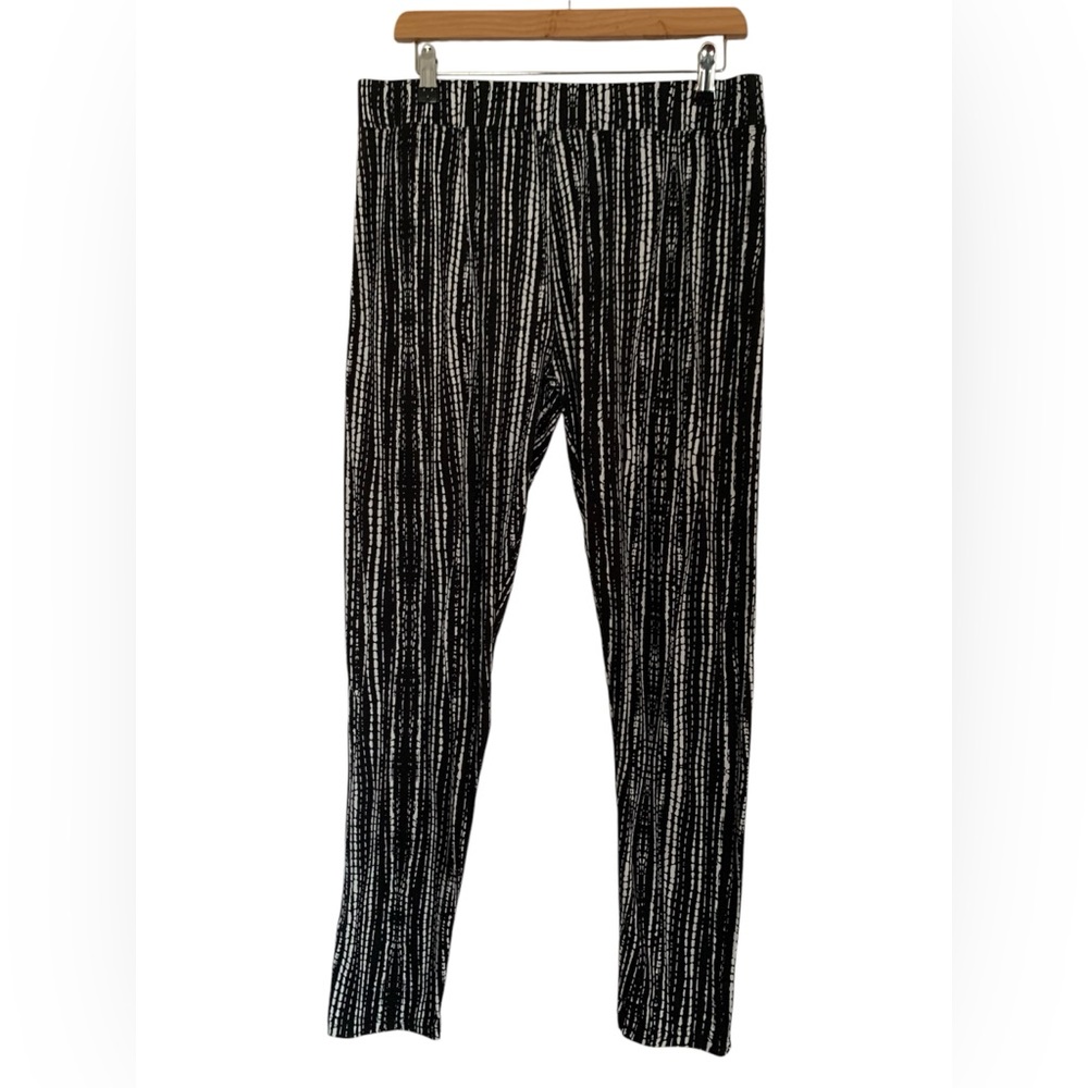 CHANCES R Basket Weave Design
Leggings Wide Waist Long Leg Size XLarge